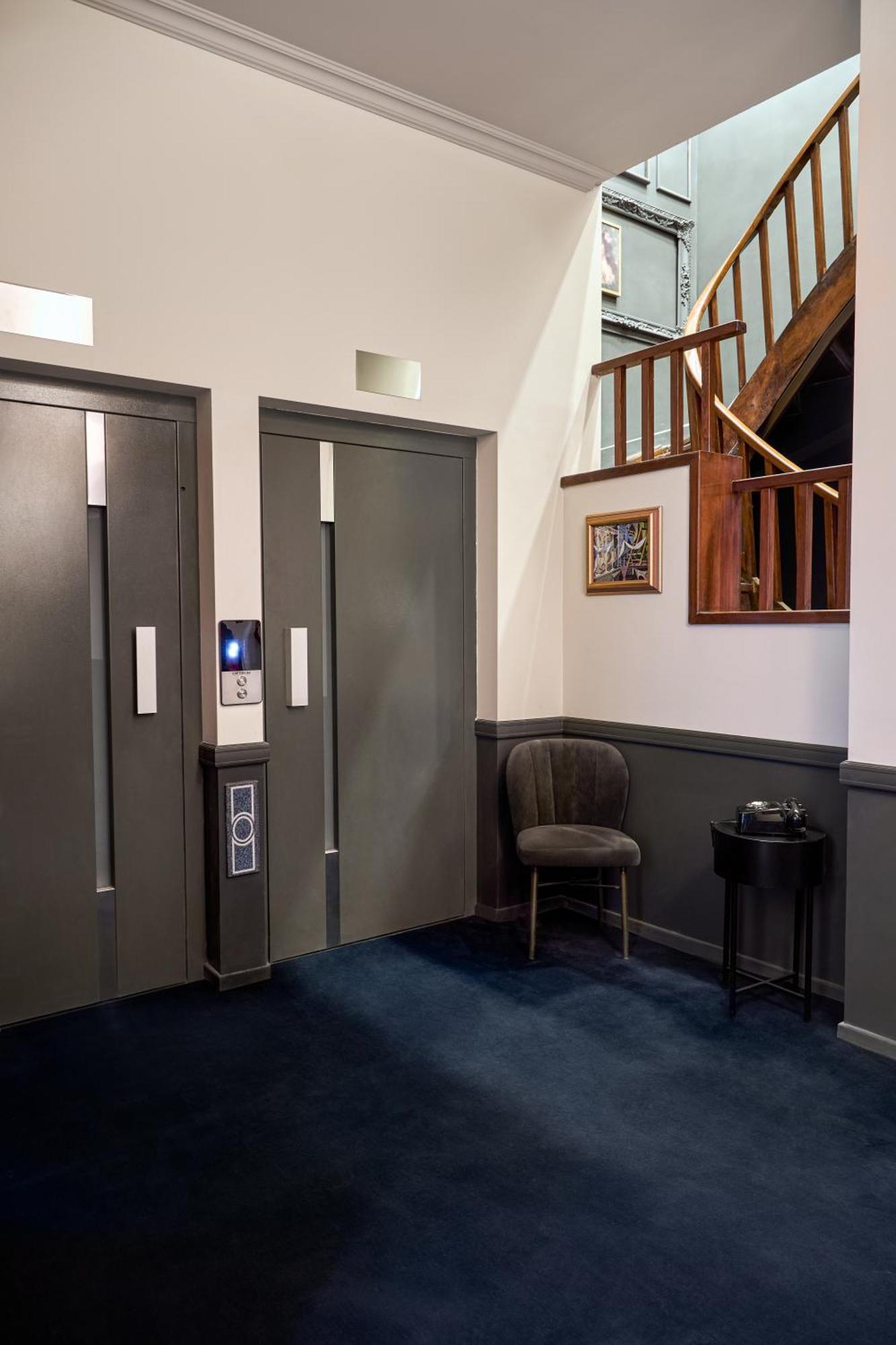 Soho Athinas 60 Hotel Athens Ngoại thất bức ảnh