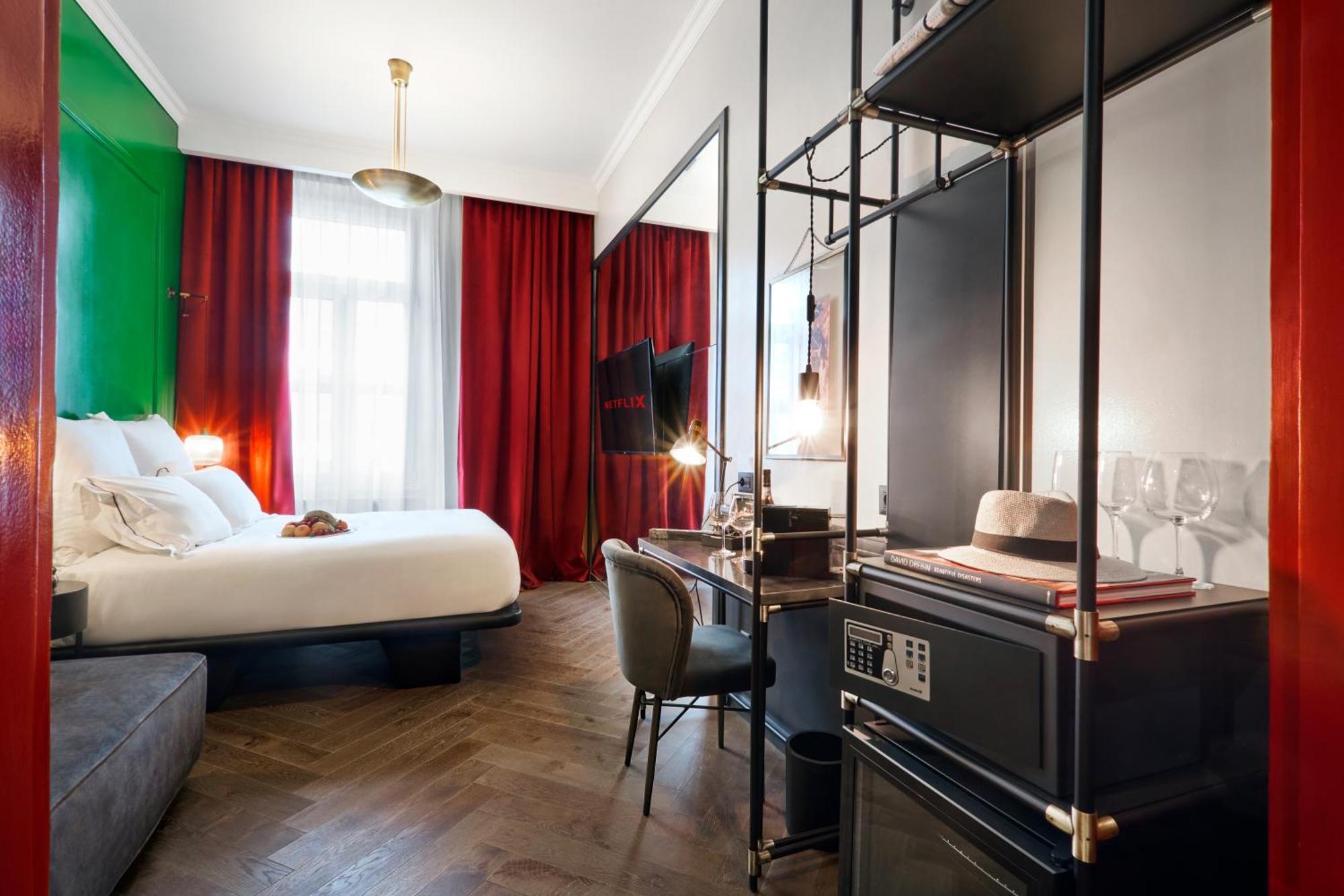 Soho Athinas 60 Hotel Athens Ngoại thất bức ảnh