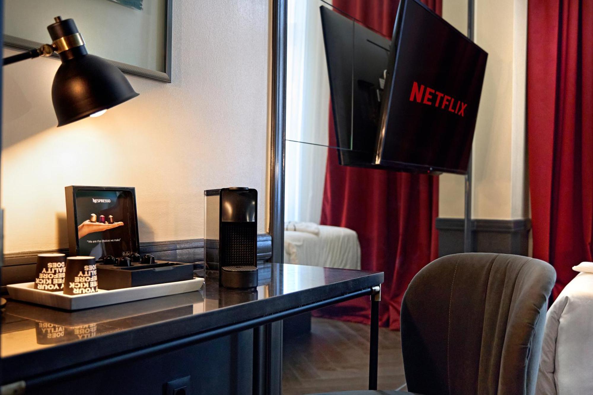 Soho Athinas 60 Hotel Athens Ngoại thất bức ảnh